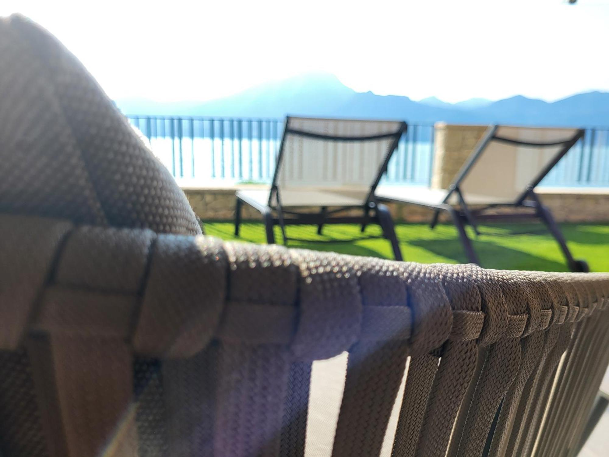 Attilio High Living Suites - Adults Only Torri Del Benaco Camera foto